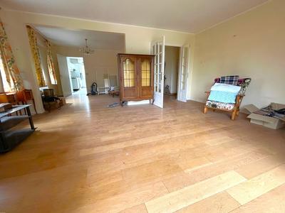 Appartement - 98 m² - 4 pièces