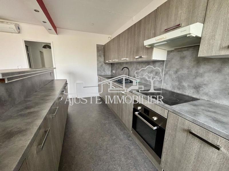 Appartement - 92 m² - 5 pièces