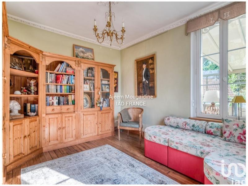 Maison - 226 m² - 9 pièces