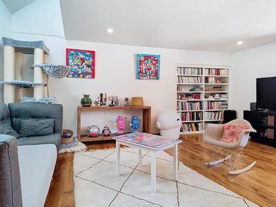 Studio - 25 m² - 1 pièce