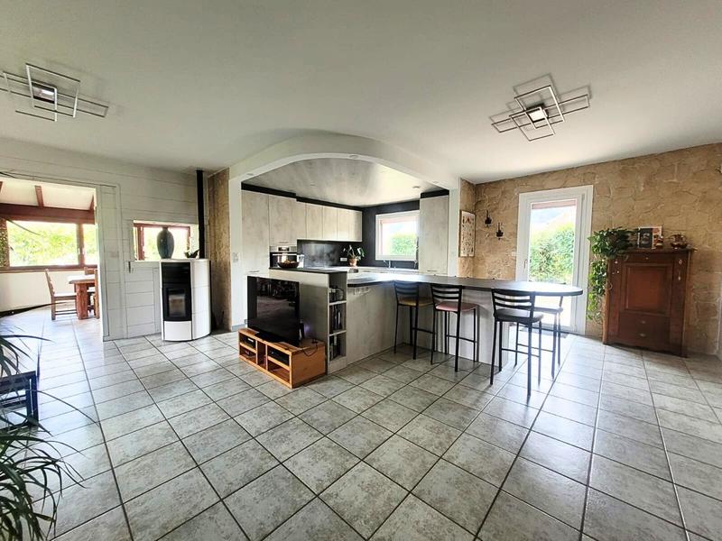 Maison - 123 m² - 4 pièces