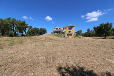 Maison - 300 m² - 6 pièces