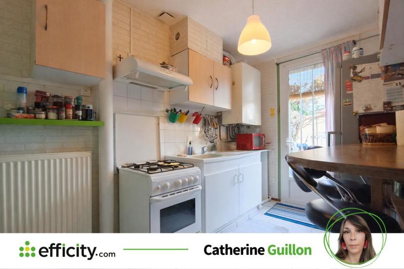 Maison - 90 m² - 5 pièces