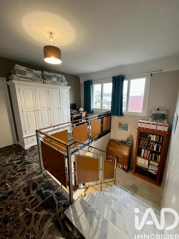 Maison - 191 m² - 6 pièces