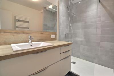 Appartement - 77 m² - 3 pièces