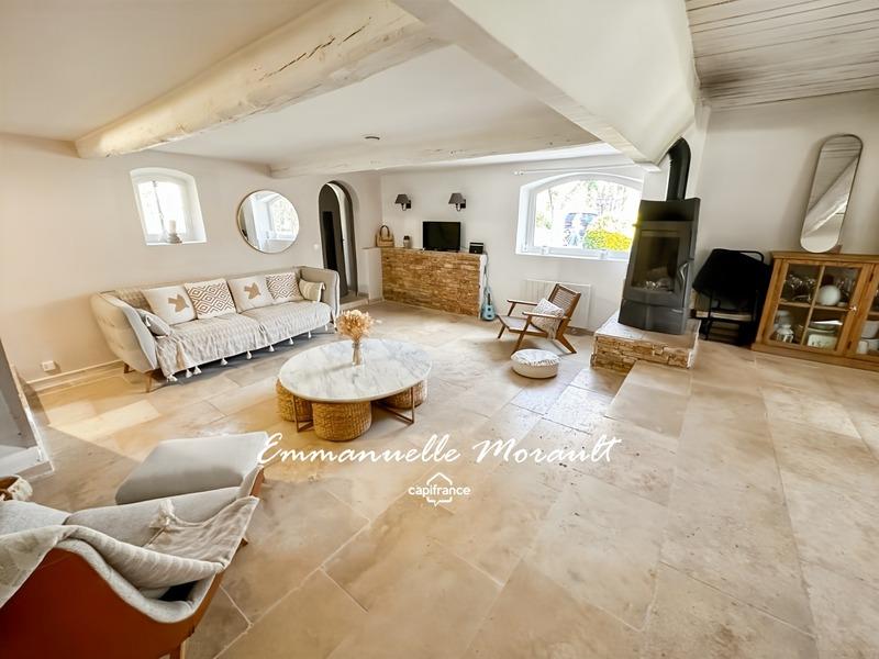 Maison - 184 m² - 7 pièces