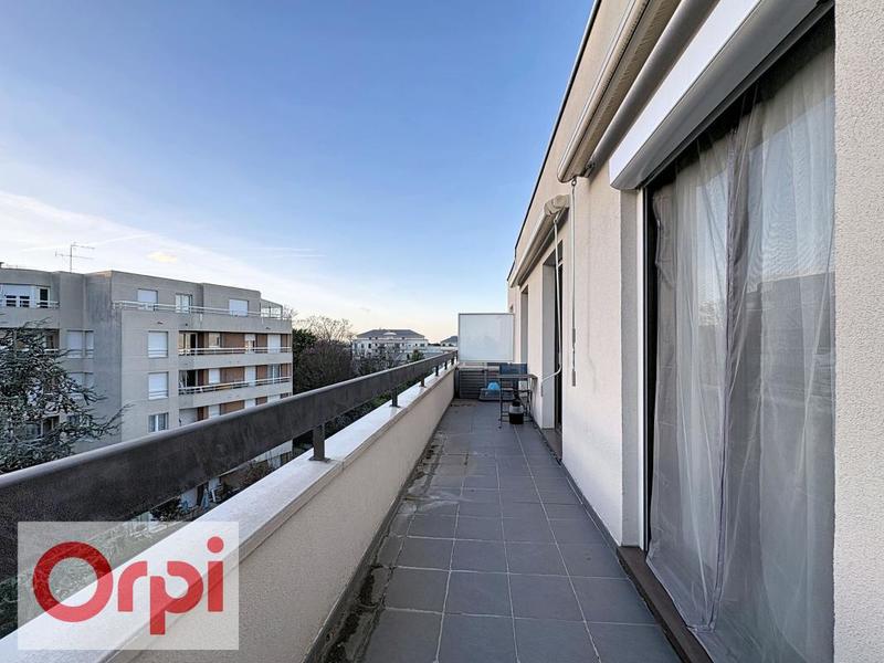 Appartement - 83 m² - 4 pièces