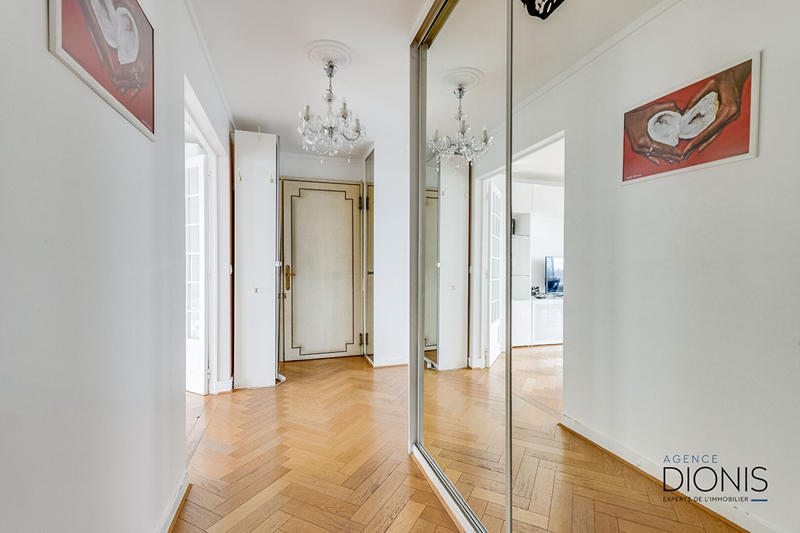 Appartement - 82 m² - 4 pièces