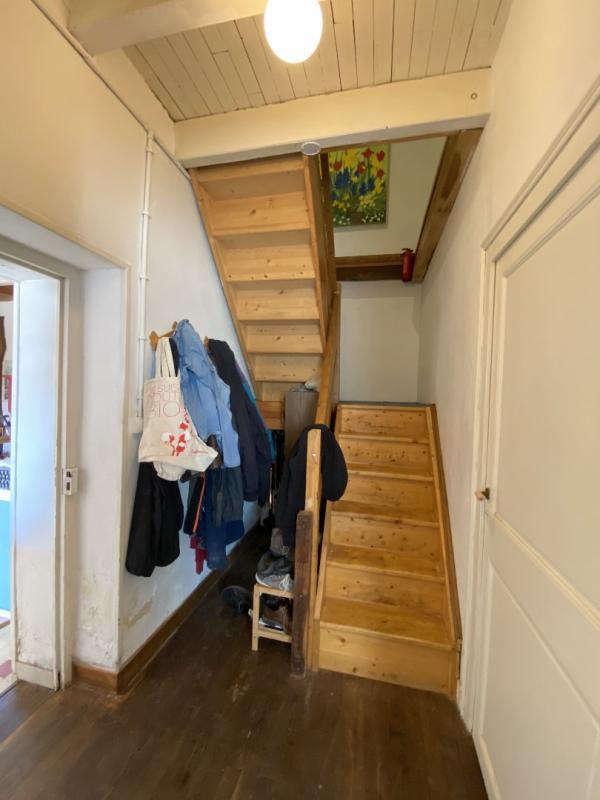 Maison - 250 m² - 11 pièces