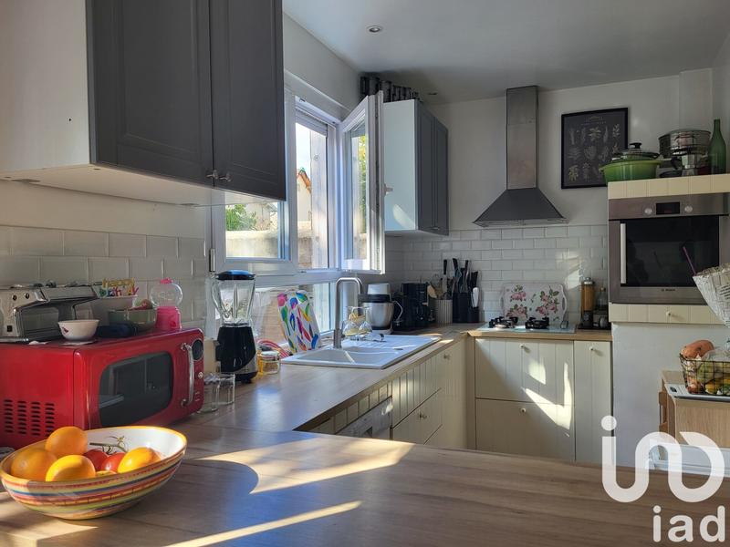 Maison - 94 m² - 5 pièces