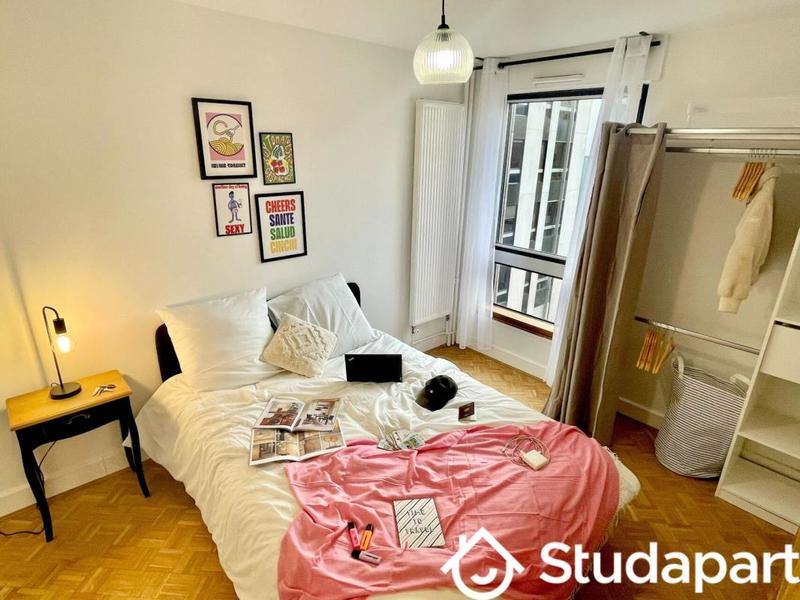 Chambre - 12 m² - 1 pièce