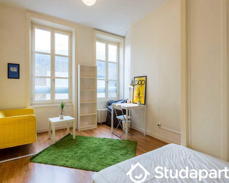 Chambre - 55 m² - 1 pièce