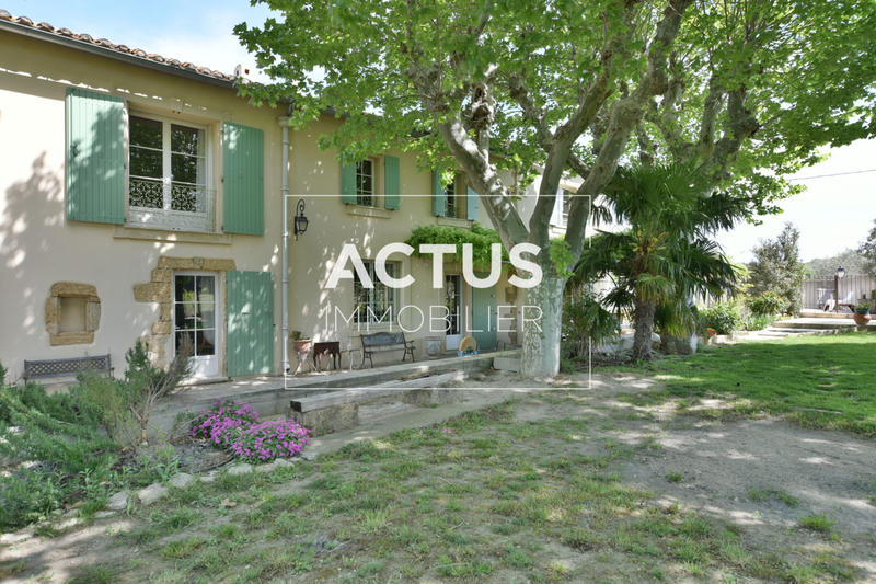 Maison - 450 m² - 12 pièces