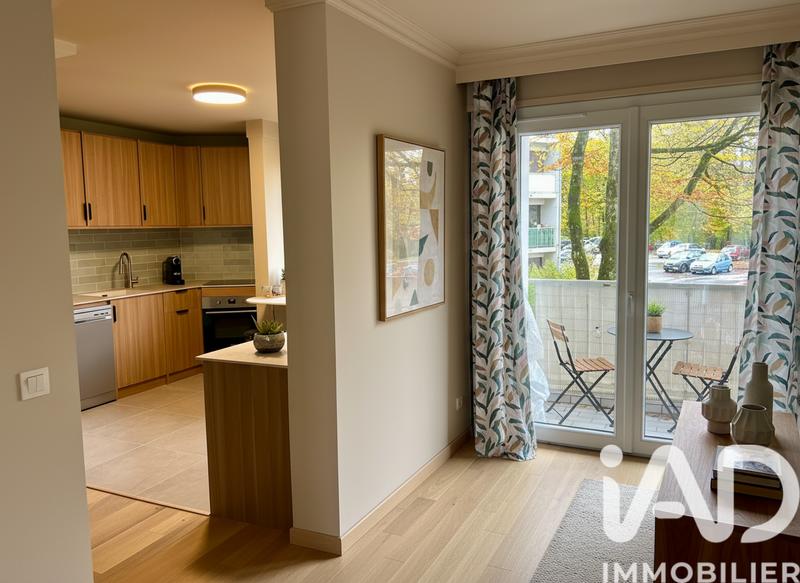 Appartement - 85 m² - 5 pièces