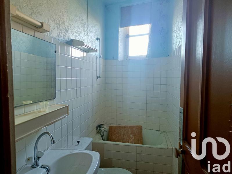 Maison - 253 m² - 8 pièces