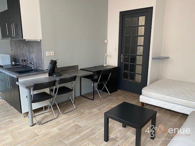 Immeuble - 320 m² - 9 pièces