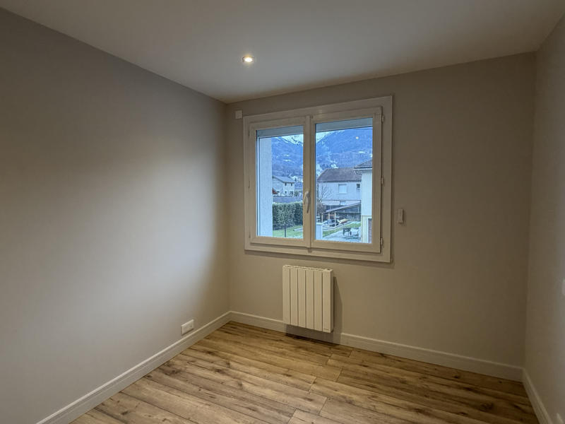 Appartement - 98 m² - 4 pièces