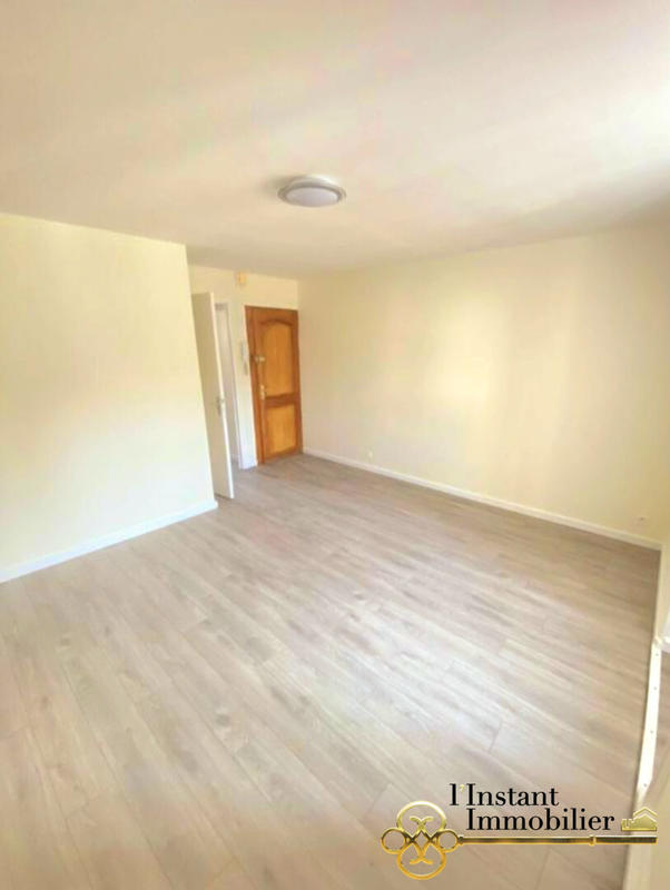 Immeuble - 311 m² - 9 pièces