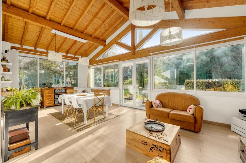 Maison - 186 m² - 5 pièces