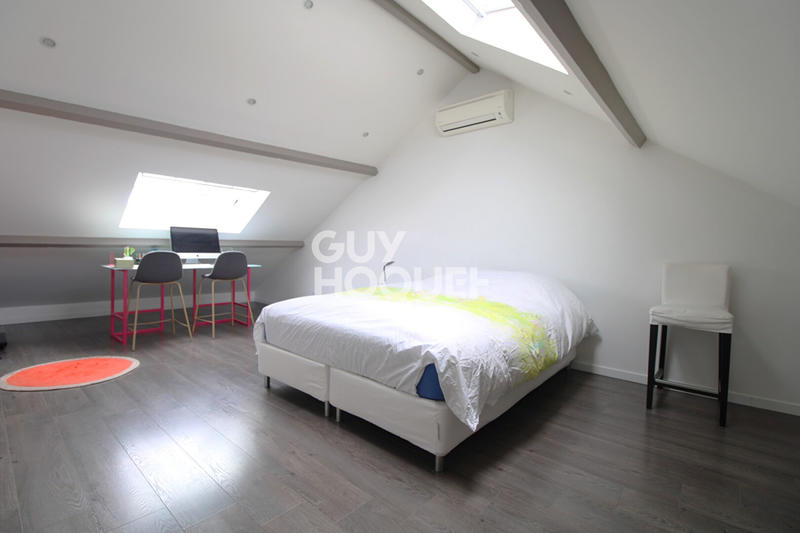 Maison - 200 m² - 7 pièces