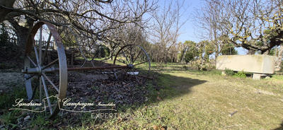 Maison - 275 m² - 13 pièces