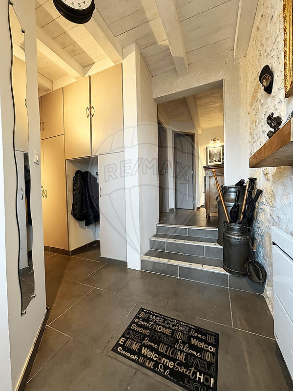 Demeure - 200 m² - 10 pièces