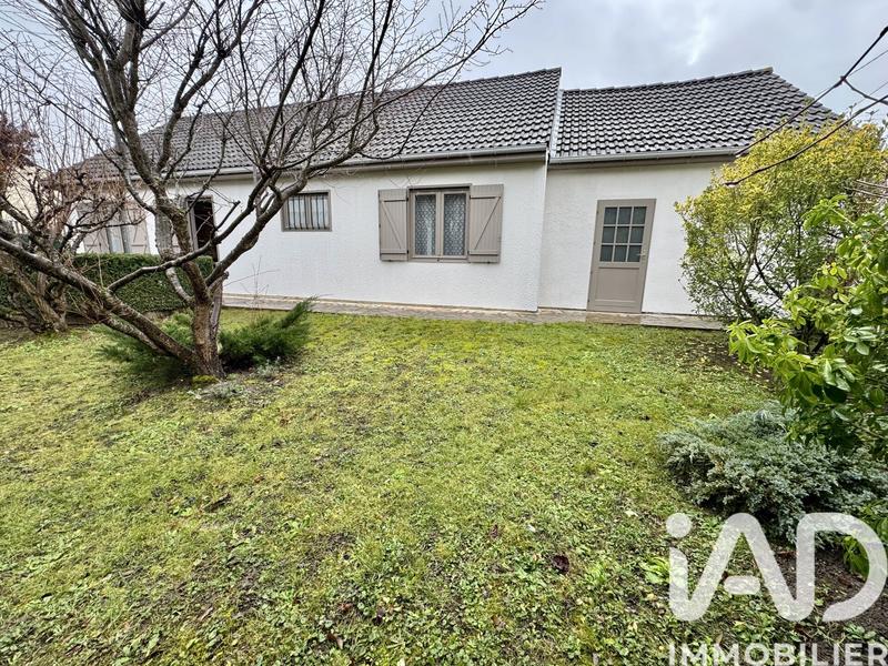 Maison - 90 m² - 4 pièces