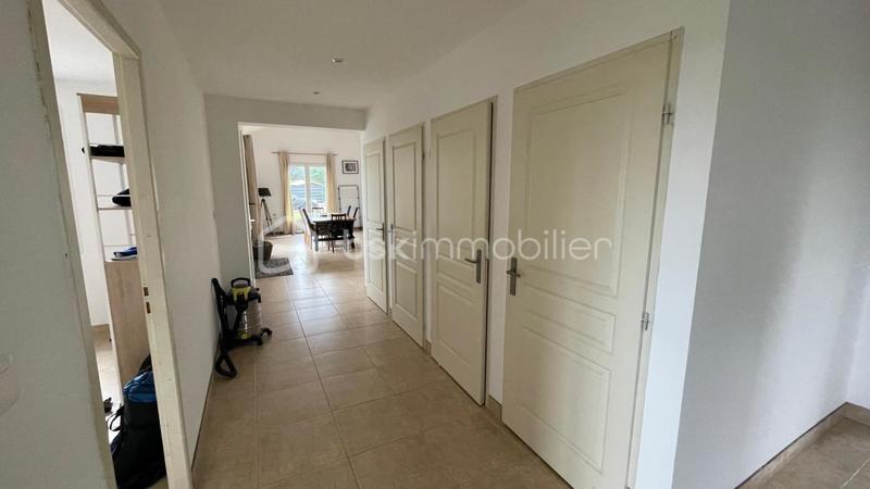 Maison - 138 m² - 5 pièces