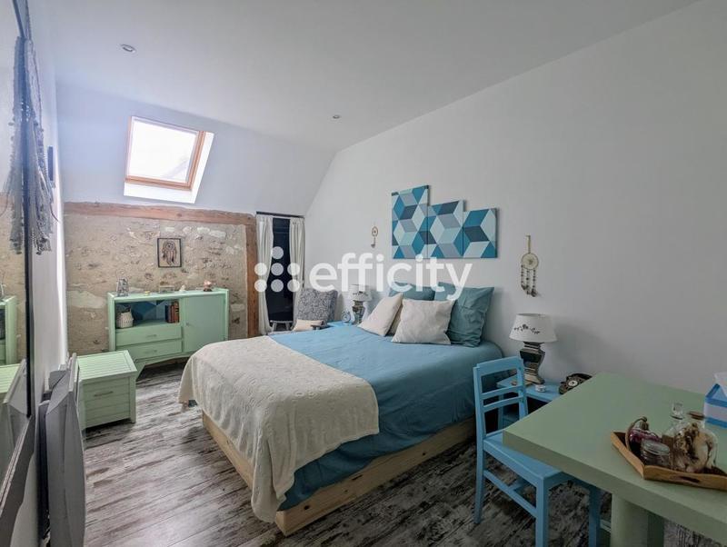 Maison - 335 m² - 10 pièces