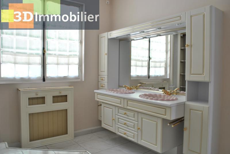 Maison - 370 m² - 16 pièces