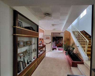 Maison traditionnelle - 200 m² - 8 pièces