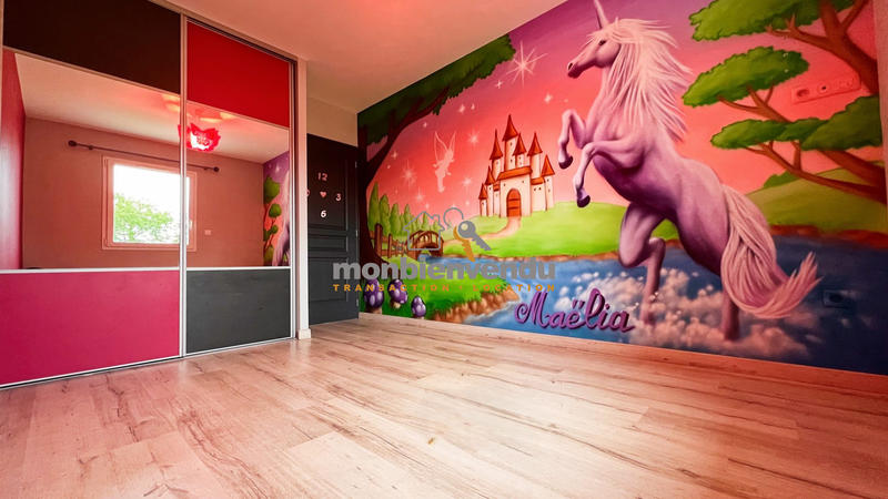 Maison - 111 m² - 5 pièces