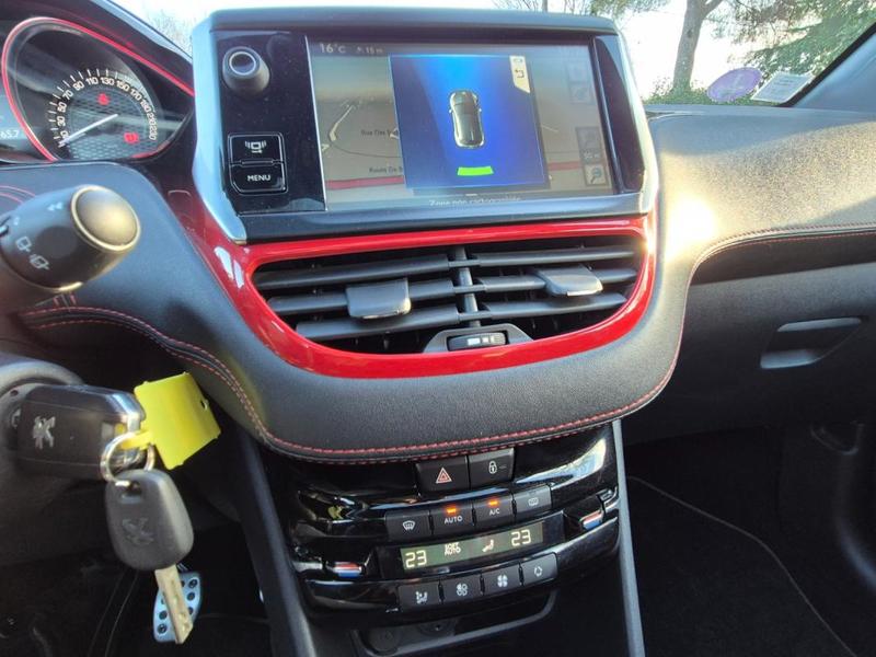 Peugeot 208 1.6 200ch Gti