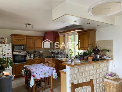 Maison - 153 m² - 8 pièces