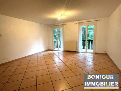 Appartement - 83 m² - 4 pièces