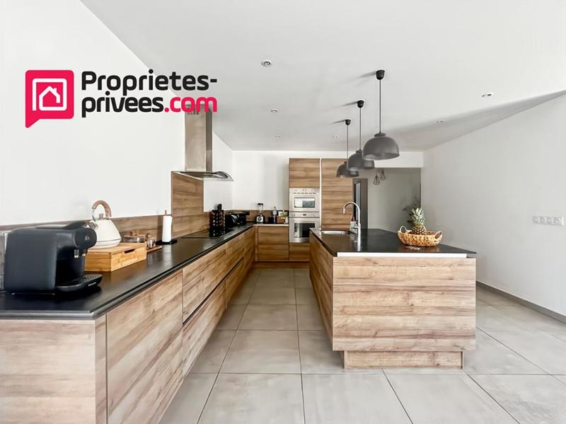 Maison - 160 m² - 6 pièces