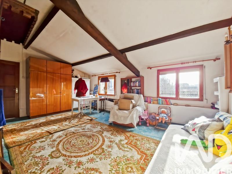 Maison - 228 m² - 7 pièces