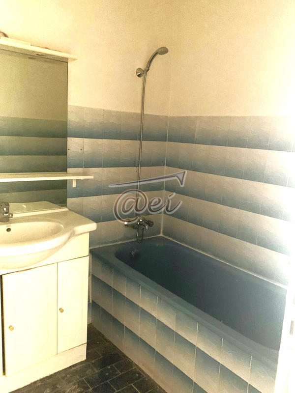 Appartement - 94 m² - 4 pièces