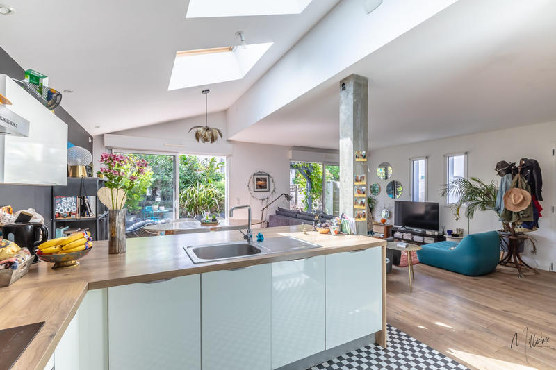 Maison - 98 m² - 4 pièces