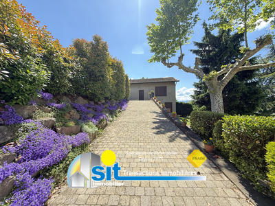 Maison - 198 m² - 7 pièces