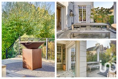 Maison - 227 m² - 9 pièces