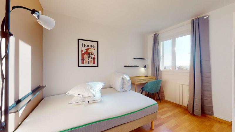 Appartement - 101 m² - 6 pièces