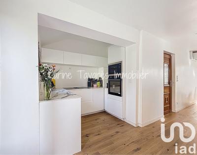 Maison - 152 m² - 9 pièces