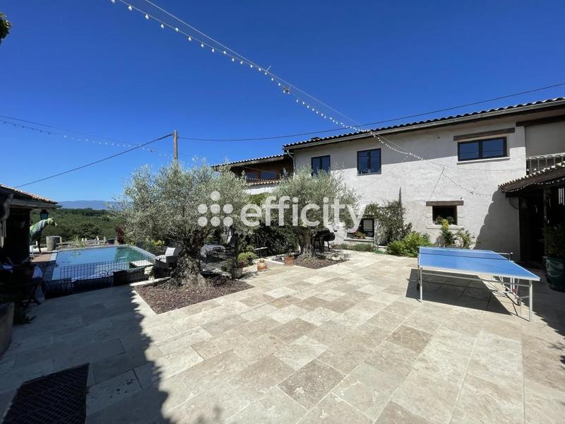 Ferme - 387 m² - 15 pièces