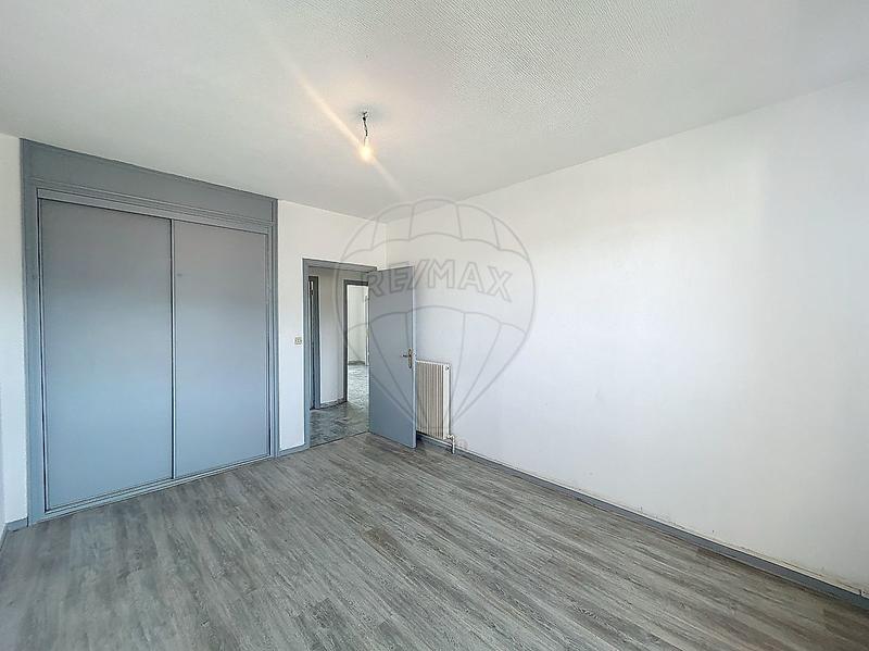 Appartement - 100 m² - 4 pièces