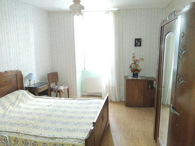 Maison - 192 m² - 7 pièces