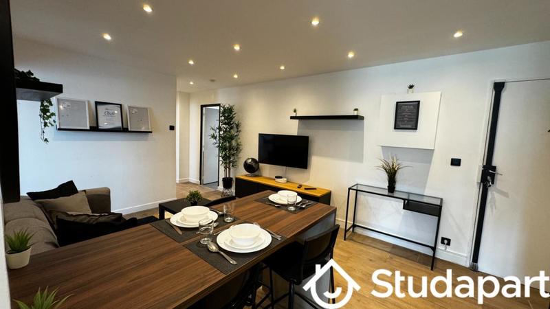 Chambre - 9 m² - 1 pièce