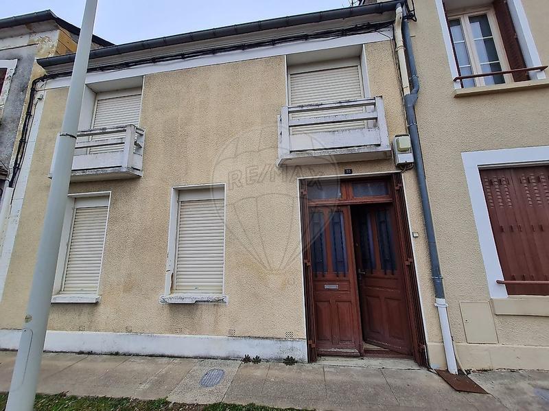 Maison - 80 m² - 4 pièces