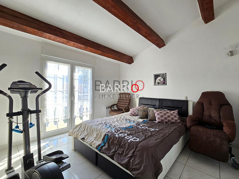 Villa - 195 m² - 8 pièces