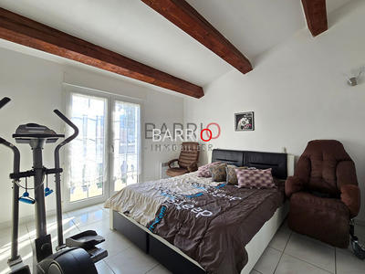 Villa - 195 m² - 8 pièces